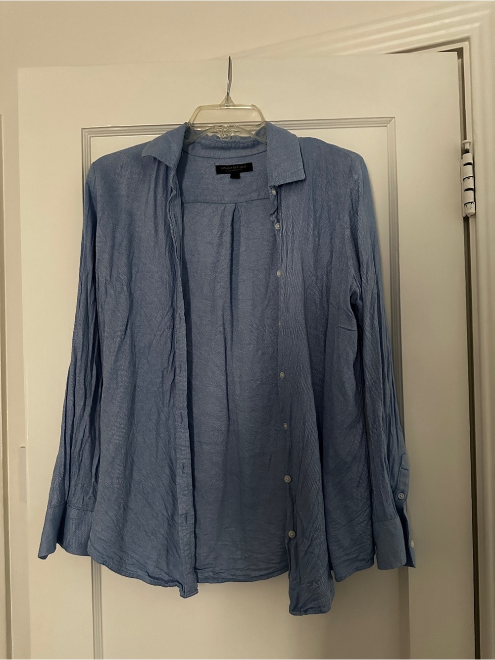 Banana Republic Light Blue Women's Button-Down Shirt